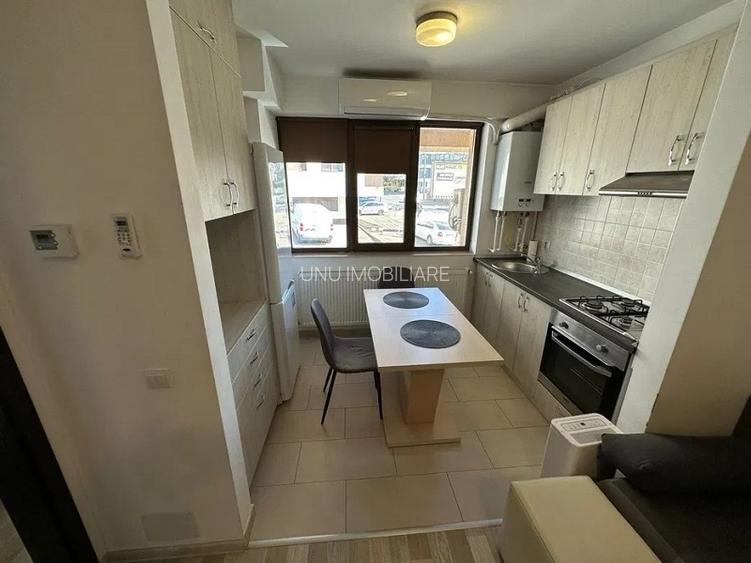 Apartament cu 2 camere - zona Bucsinescu - 3