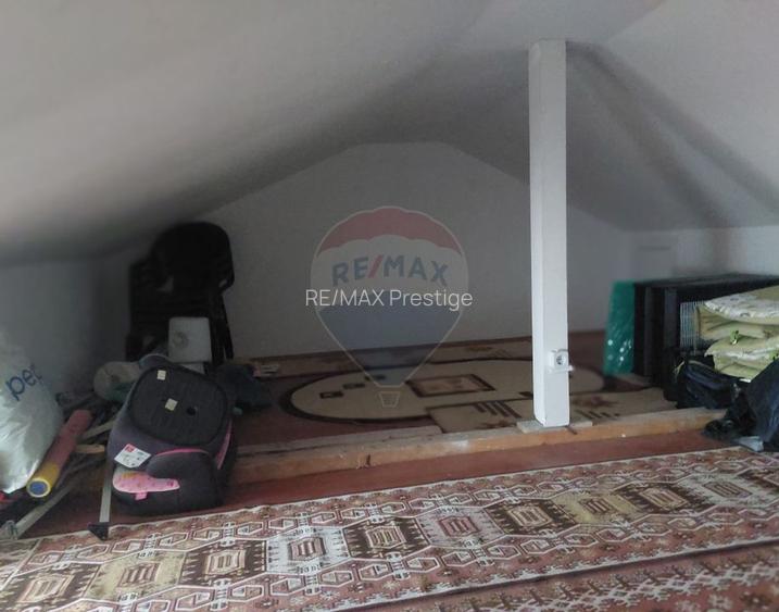 Casă / Vilă cu 10 camere de vânzare în zona Central - 18