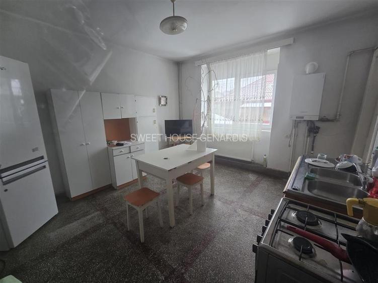 Casa cu etaj tip duplex Cartierul Florilor - 8