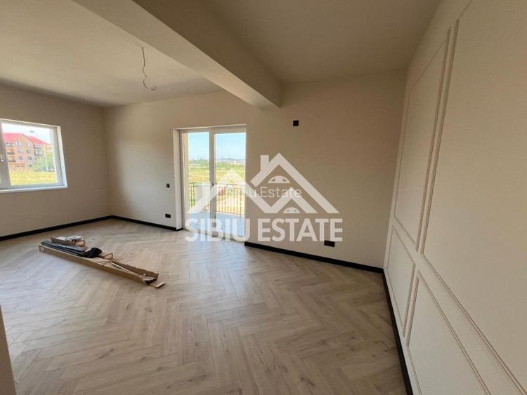 Apartament  3 camere grădină  terasă și balcon în Selimbar - 4