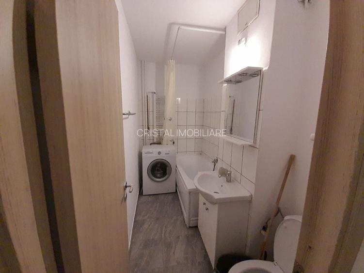 Garsonieră spațioasă, bloc anvelopat, zona Sebastian – Vulcan-Pet friendly - 2