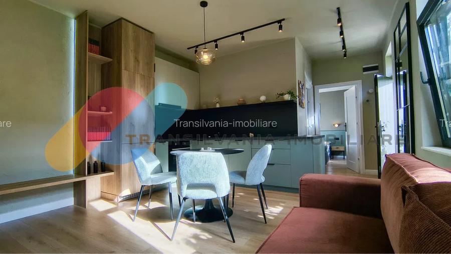 Apartament 2 camere la casa - curte - 2 locuri de parcare - Central - 2