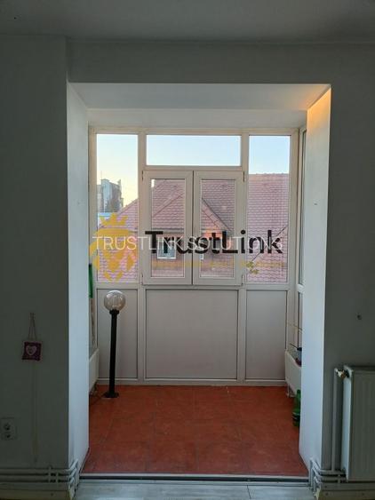 Garsoniera de vanzare la Hala Traian Calea Calarasi - 3