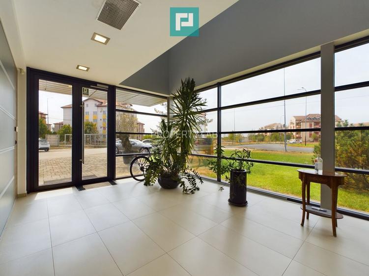 Spațiu comercial modern cu parcare proprie - 4