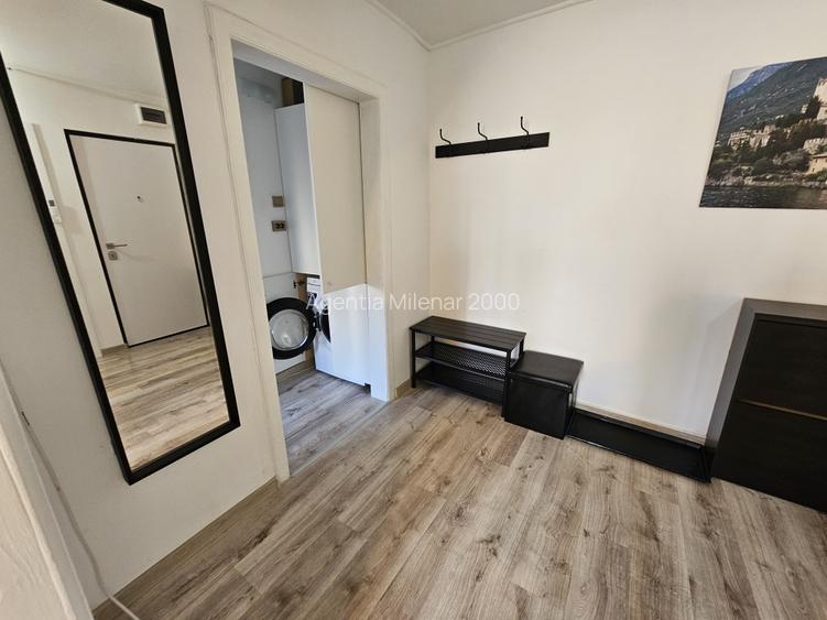 la 10 minute de Spitalul Judetean, la etajul 1-ambient placut si primitor - 6