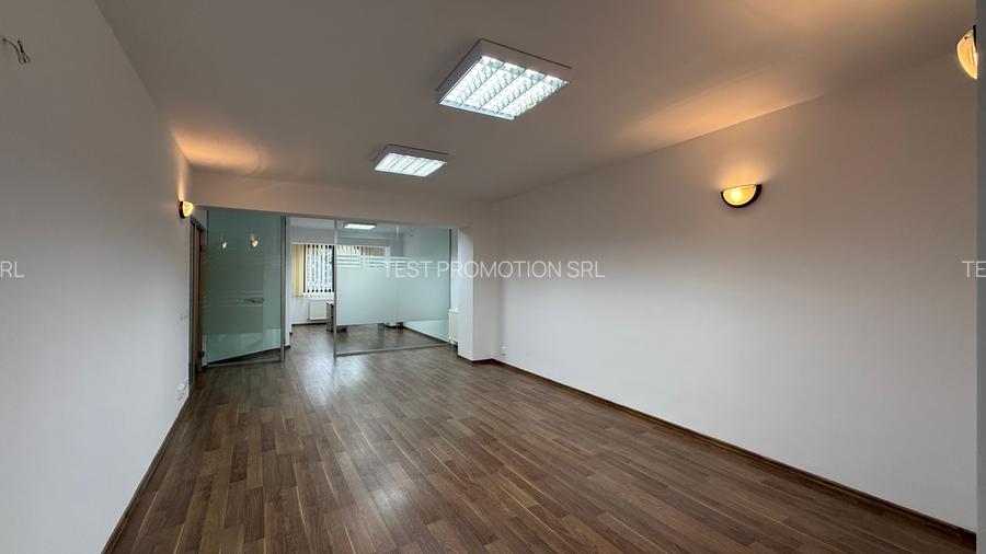 Spații birouri / Clădire de Birouri - 13