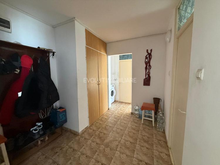 Poarta 6 -apartament 2 camere decomandat cf1 - 2