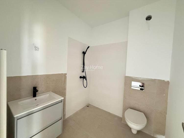 Balcon. Lift. Loc de parcare. - 4