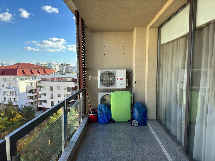 Vanzare 2 camere / Herastrau / Satul Francez / Parcare - 16