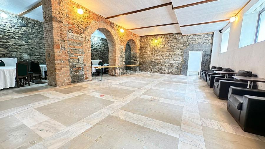 HOTEL PARAUL RECE BUSTENI DE VANZARE - 9