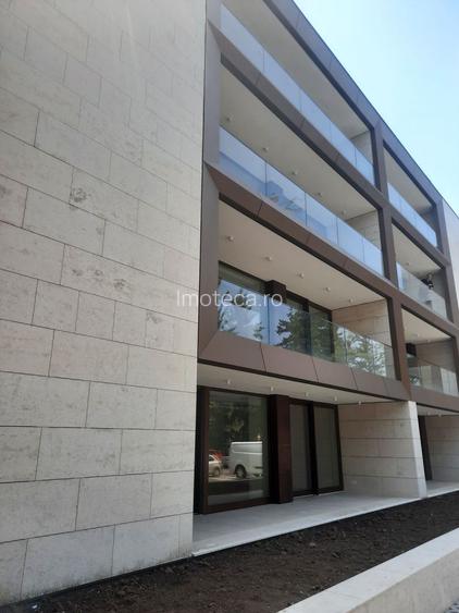 Apartament de lux cu 5 camere de inchiriat intr-un imobil exclusivist - 3