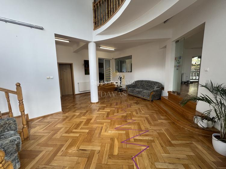 Casă individuală 11 camere 600mp utili | 1.500mp teren | Andrei Muresanu - 2
