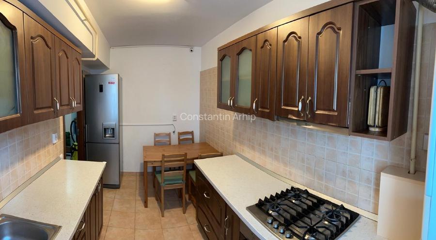 Inchiriez apartament 3 camere Zamca  - 5