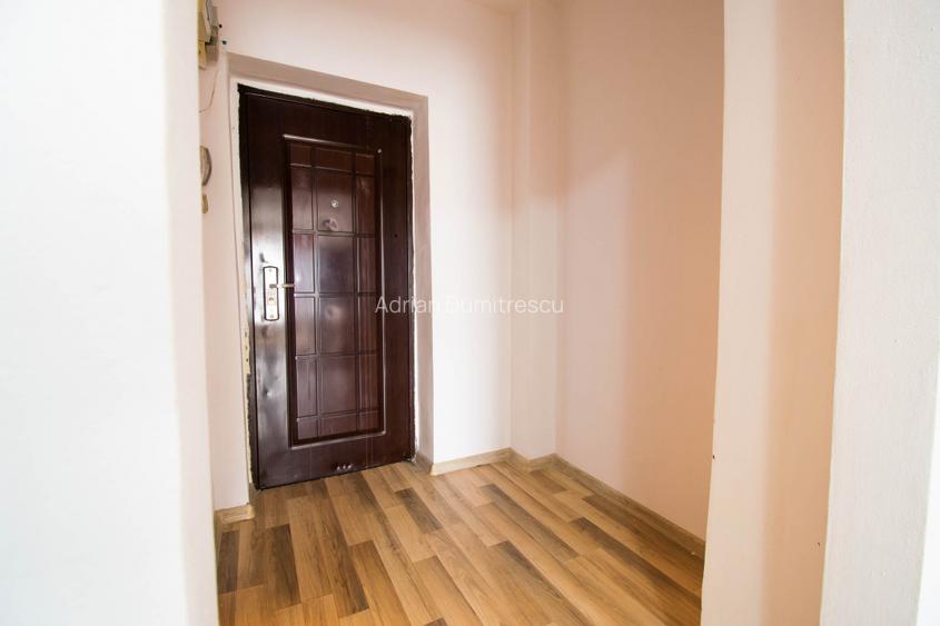 Auchan-Vitan Garsoniera 30 mp,mobilata,etaj 8/10 - 16