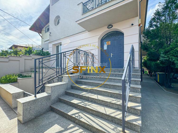 Casa 9 camere | Drumul Sarii | curte libera 300mp - 2