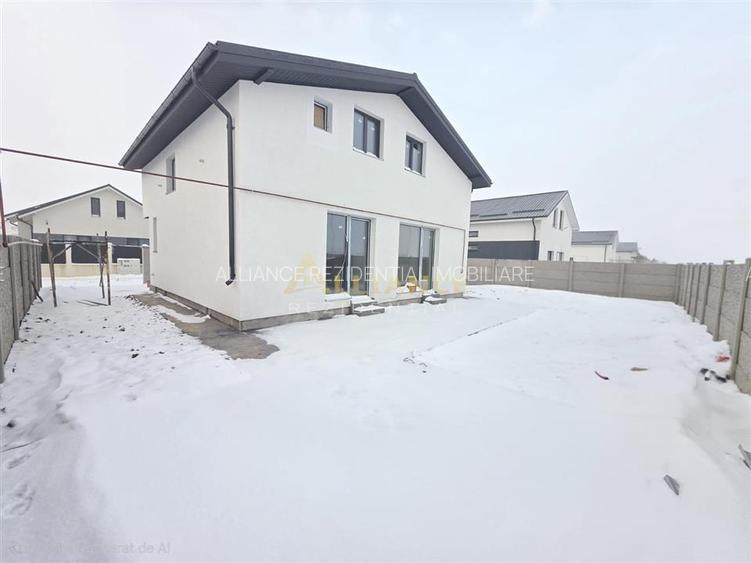 Vila individuala - 4 camere - 3 bai - 200 m de bulevardul principal - 4