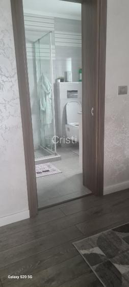 Casa de vanzare  3 camere - 3