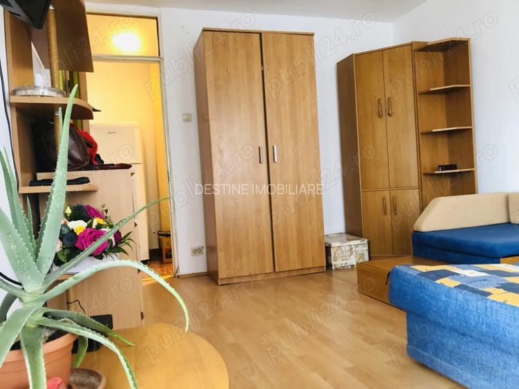Garsonieră decomandată  40 mp ,Calea Rahovei , Bloc anvelopat |,Etaj 6/10 - 2