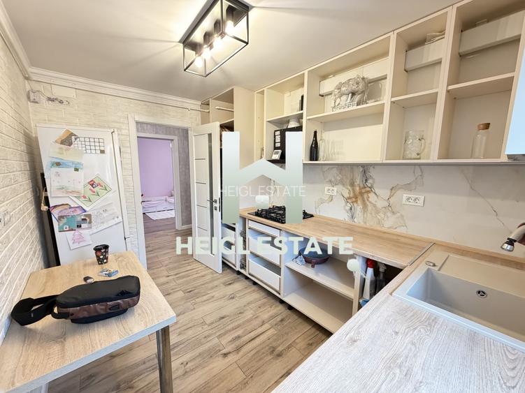 Apartament decomandat cu 3 camere si 2 bai in zona Soarelui COMISION 0 - 8