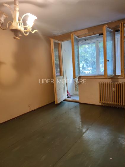 Bd Alex. Obregia, bloc R, 2 camere decomandate - 3