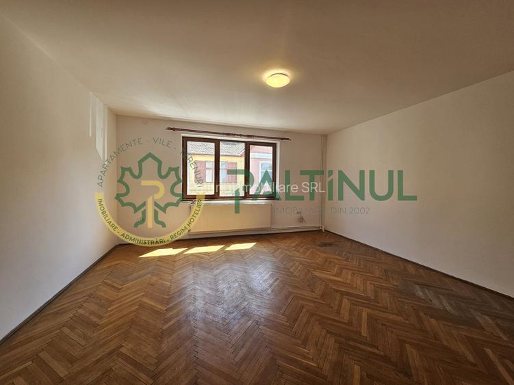 Casă de vânzare în zona Trei Stejari Sibiu – ideală pentru locuit sau business.. - 26