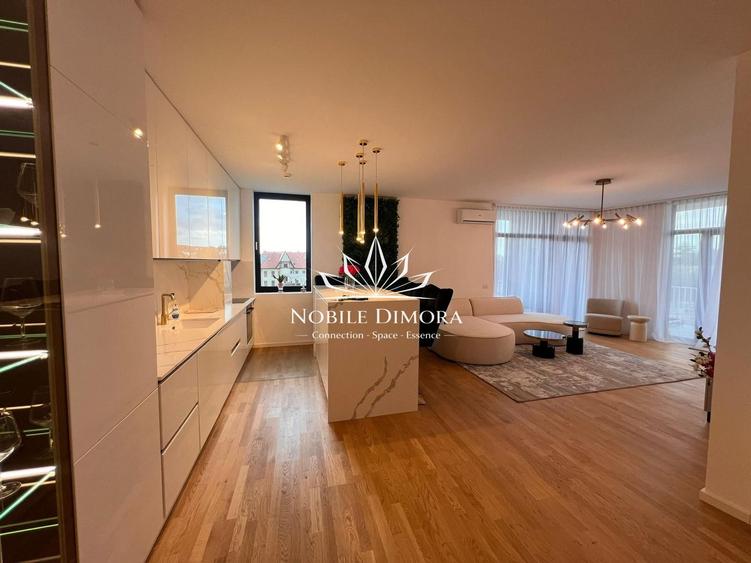 ISHO - Apartament cu 4 camere de lux, 2 bai, 2 balcoane, parcare privata