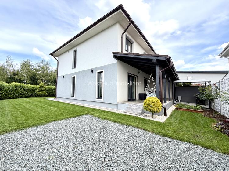 Duplex despartit prin garaj, 5 camere, 137 mp utili - Dumbravita - 3