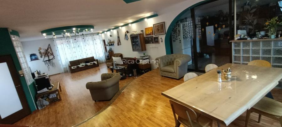 Vila 3 etaje in Piatra Neamț - 14