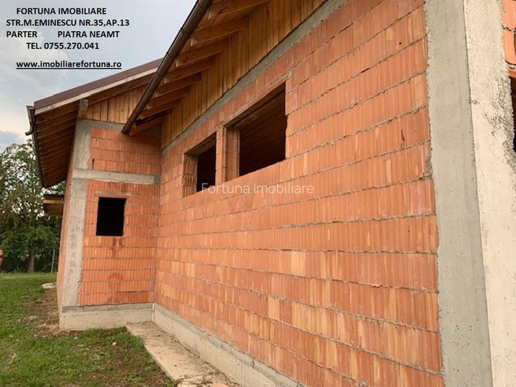 Casa la rosu si teren 720 mp, zona Ciritei - 3