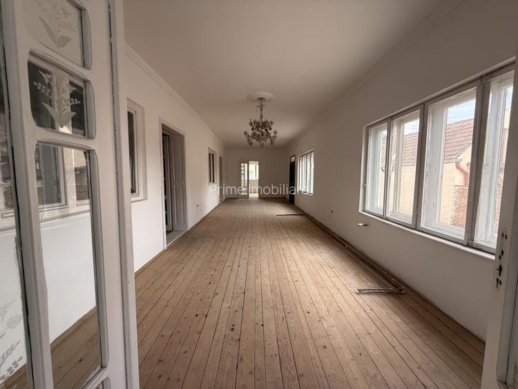 CASA INDIVIDUALA 6 CAMERE CENTRAL, ALBA IULIA - 2