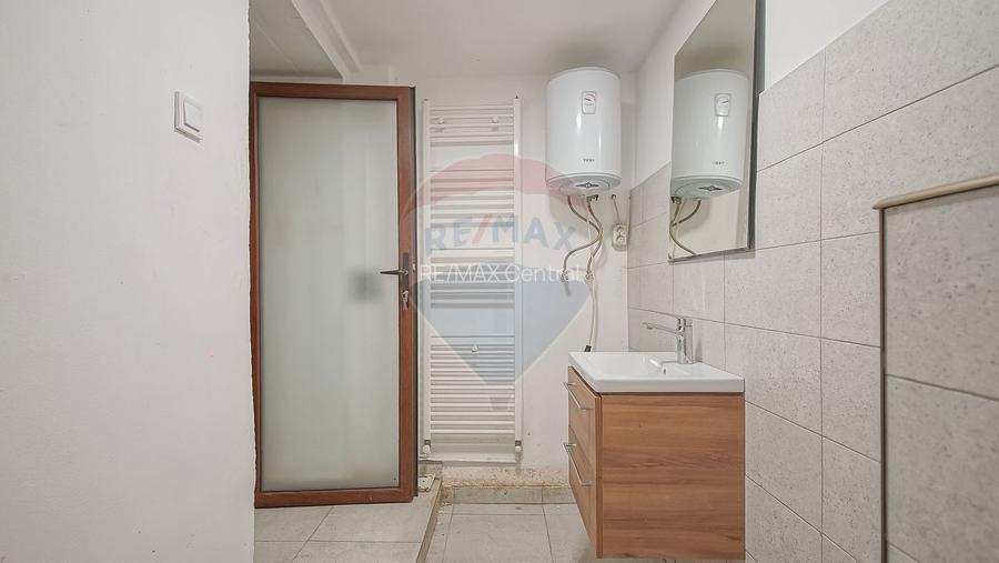 Casă cu 7 Camere + Spațiu Comercial, Oportunitate Rară, Comision 0% - 22