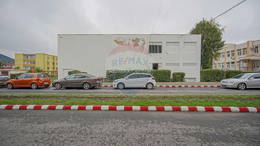 Spațiu de vanzare ideal depozitare judet Brașov Săcele Electroprecizia - 2