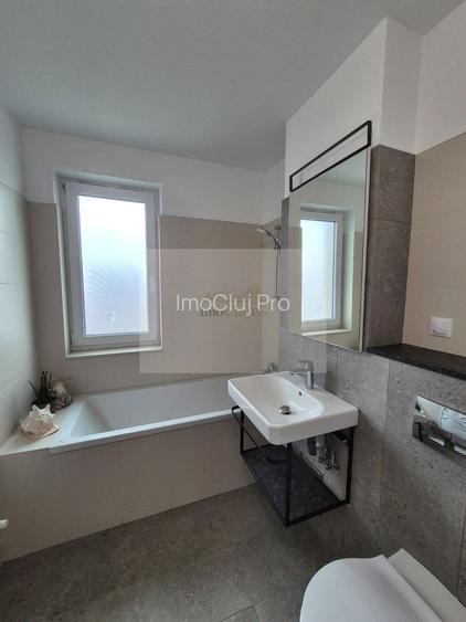 Inchiriere  3 camere| 2 bai cu geam | Parcare inclusă | Zona Europa - 8