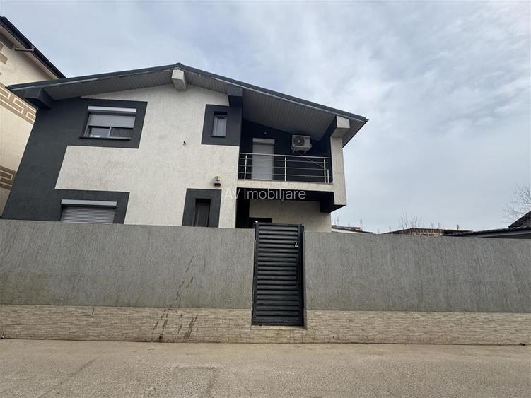 VANZARE VILA GHIDICENI MOBILATA UTILATA GATA DE MUTARE - DORMITOR PARTER - 2