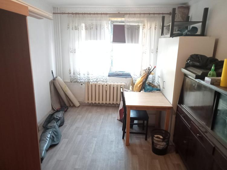 110.000 € – Apartament 3 camere decomandat | Str. Barca | Etaj 5/8 | - 4