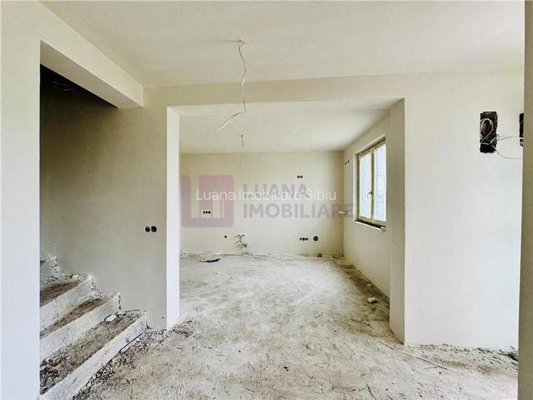 Casa de vanzare | curte 170 mp | Cartierul Arhitectilor | NOUA | 3 camere - 2