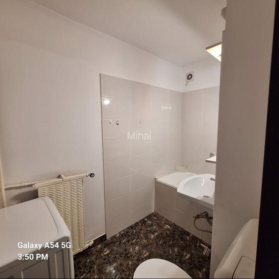 Direct proprietar ofer garsoniera spre inchiriere langa rond Alba Iulia 390 euro - 9