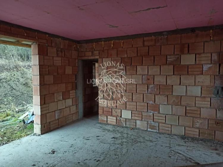 Casa la rosu 212 mp-terasa 25 mp-balcon 11 mp-teren 1034 mp-Teaca - 5