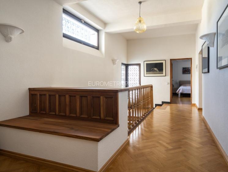Vila de exceptie, finisaje premium, Dacia - 12