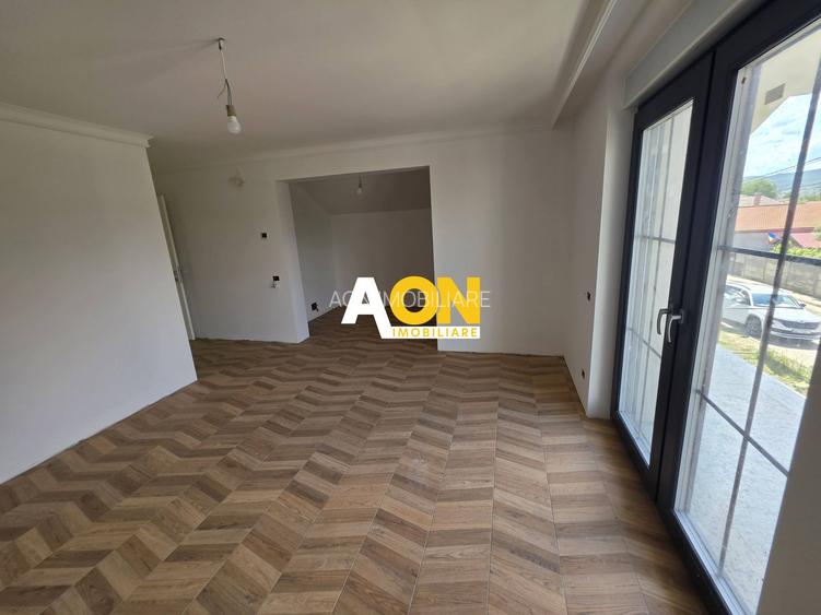 Casă nouă, impozantă,  6 camere, 1346 mp teren, Bărăbanț - 27