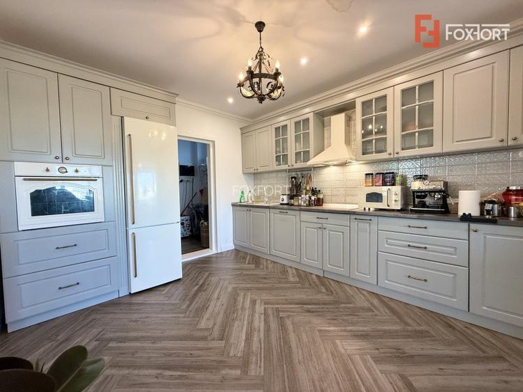 Casa individuala cu 5 camere de vanzare in localitatea Sacalaz - 5