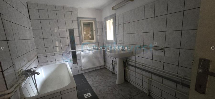 Teren si casa de vanzare,zona cu vizibilitate,Cantemir,Oradea - 5