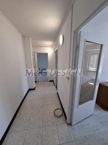 Girocului, 2 camere decomandat, et 3, CENTRALA GAZ, CLIMA - 24