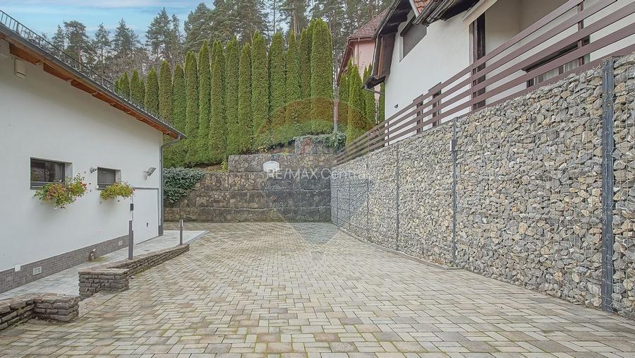 Vila moderna cu vedere spre padure Poiana Angelescu - 49