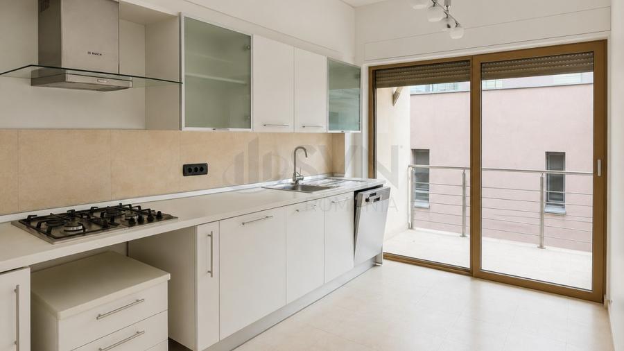 REA1029156 Duplex Primaverii