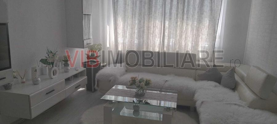 Apartament 3 camere zona Spitalul Judetean