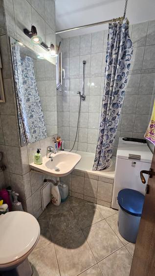 Apartament 3 camere Astra-Orizont,decomandat,120000 Euro