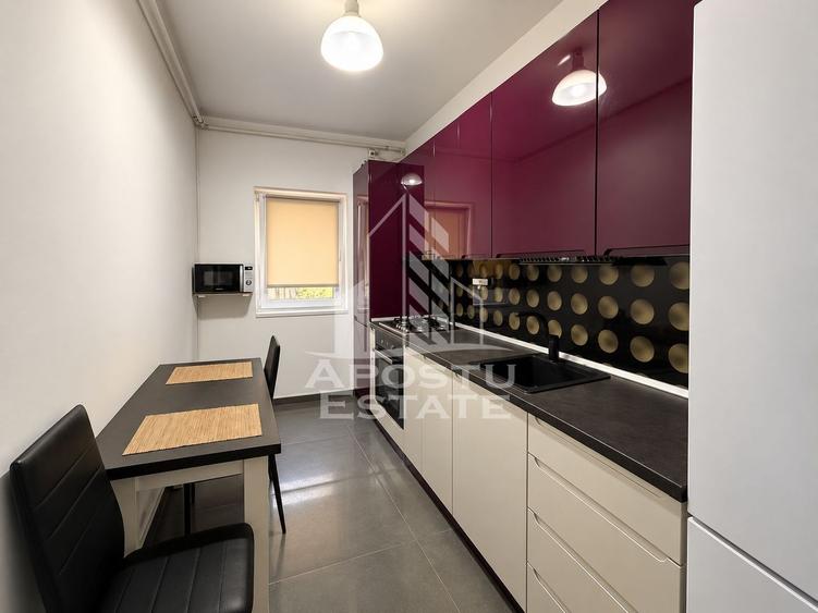 Apartament 2 camere de vanzare, loc de parcare in CF, mobilat, Giroc