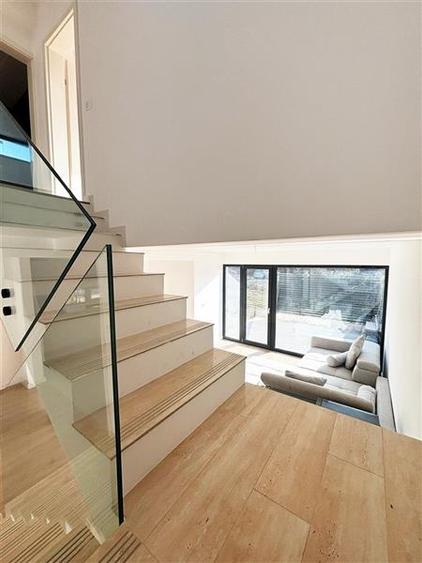 Vila tip duplex in cartier rezidential, 3 dormitoare, 2 bai, pompa de caldura, B