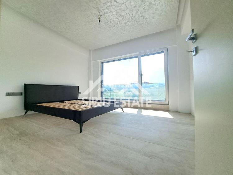 Casa cu piscina, terase panoramice, garaj - 11